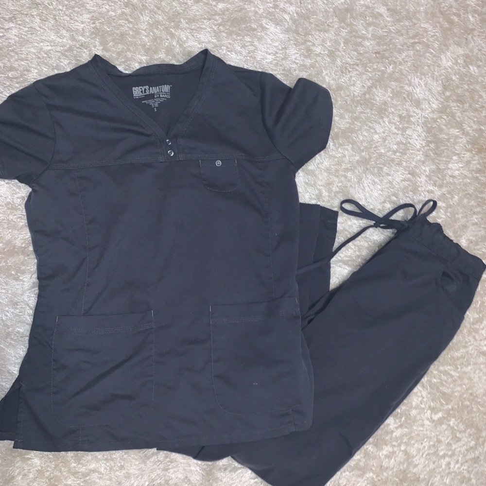 Dark gray Grey’s Anatomy scrub set